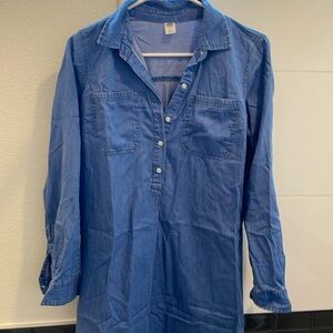 Old Navy Chambray Shirt Dress Button Front
BLUE 100% Cotton Long Sleeve